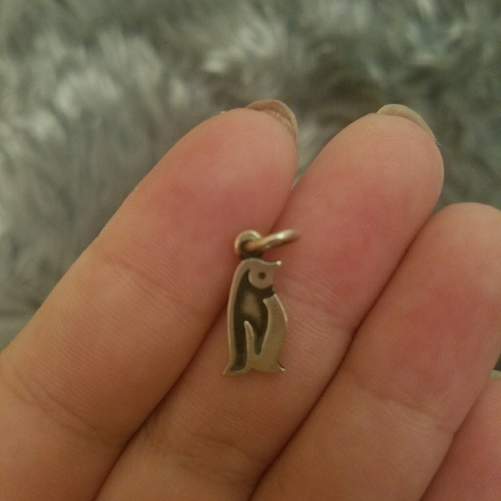 Penguin charm James Avery
